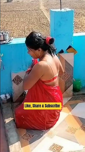Desi village women bathing vlog | hot bhabi bathing