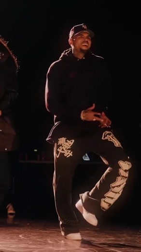 Chris Brown Brown Album live: Don't Talk About It on stage New York