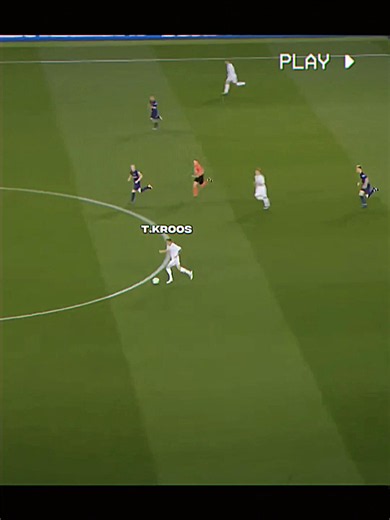 Real Madrid counter-attack vs Barça: Messi showdown