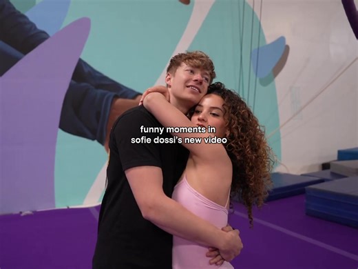 the extra skin part had me laughing tears 😭 - #foryou #samgolbach #sofiedossi #blowup #funnymoment @Sofie Dossi @Sam Golbach @Sam and Colby