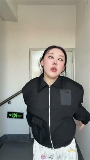 #Dance Challenge#Stranger Things#Abstract hand grips pinch the brothers