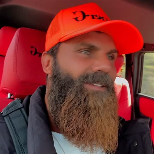 Jeremy Jackson on Instagram: "Just a message of gratitude for YOU. For today, for infinite opportunities , for the pain , for the love for the in between . Wherever you are , whoever you are I send you love and blessings ."