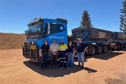 Hydrogen dual-fuel technology being trialled in 200 tonne quad road trains
