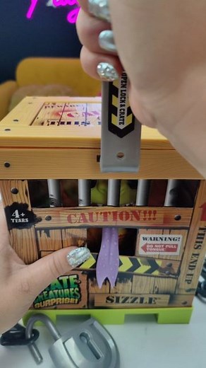 ASMR Playroom | Unboxing a Crate Creatures Surprise! Meet Sizzle! 🔥 Link in bio! #asmr #unboxing #cratecreatures | Instagram