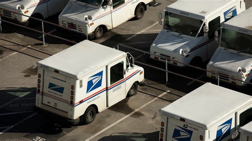 It's bye bye to traditional mailboxes after USPS tells homeowners 'buy new ones'