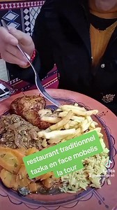 Restaurant traditionnel tazeka juste en face mobelis n'hésitez pas à venir . Mon restaurant préféré a Tizi ouzou | Wafia tourism officiel