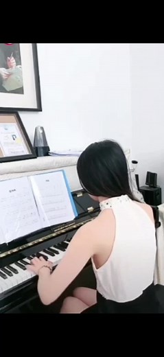 #走光 #fyp #漏点 #美女 #舞蹈 不小心哈