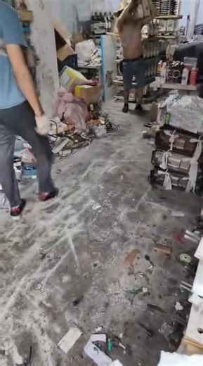 All type industrial sewing machine loading to container #sewing #machine #sewingproject #clothing #secondhand #shahzanenterprises | Used industrial sewing machines Shahzanenterprises