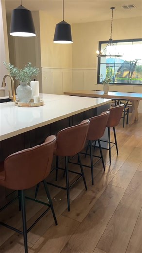 Stylish Modern Counter-Height Bar Stools for Your Kitchen