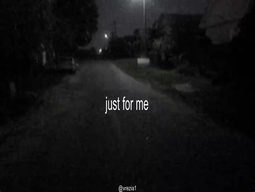 Hero - Miss Papaya (Lyrics)