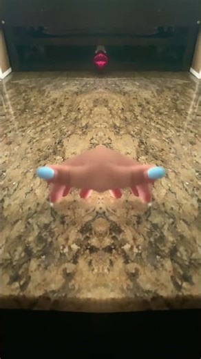 The floating hands spider #funny ￼