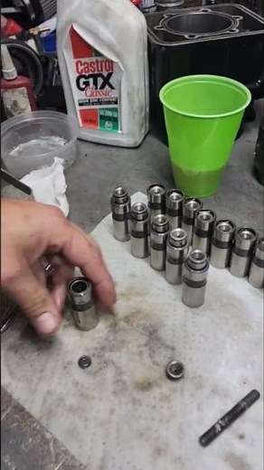 Whats inside of a hydraulic lifter? rebuilding and cleaning stuck lifters #diy #automotive #engine