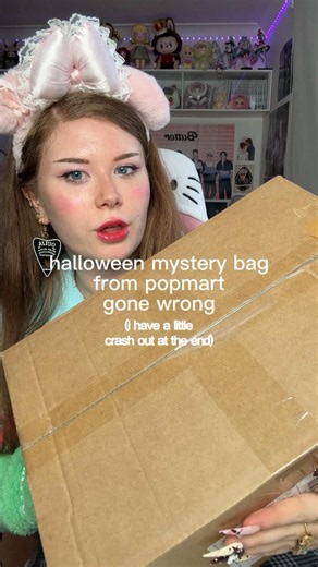 unboxing my popmart halloween mystery bag but it goes wrong 🫪😭 also… there is no ‘bag’? these are my authentic thoughts, because i never want to lie to ppl! let me know your thoughts #popmart #labubu #popmartmystery #popmartmysterybox #blindboxes