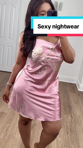 Satin pyjama set Guide to the Best Women's Pajamas #pajamas #fashiontips #comfywear #pajamaset #affordablefashion