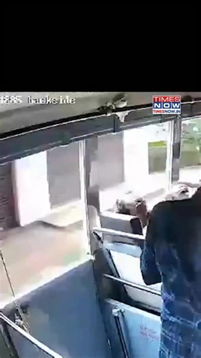 254K views · 331K reactions | Kerala bus conductor used his sixth sense to save a passenger from falling off a moving bus. The quick-thinking conductor noticed the danger just in time, preventing what could have been a serious accident. [Kerala bus conductor, sixth sense] #NewsWithTN #TNTrendingNow | TIMES NOW | Facebook