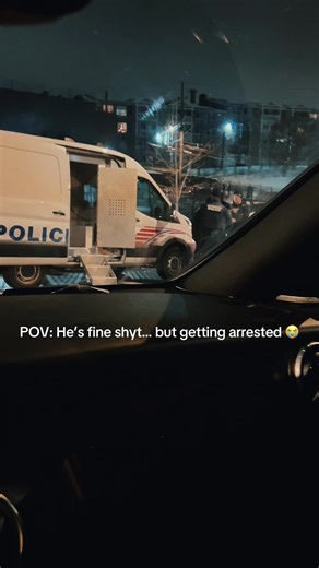 I was minding my business and the universe sent fine shyt in handcuffs 😩💀 #fyp #caughtoncamera #whilemindingmybusiness #unexpected #icantmakethisup