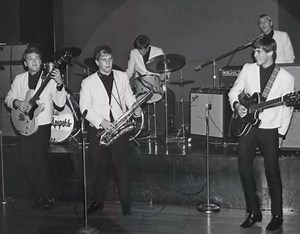 The Kingsmen • Louie Louie