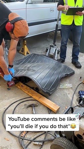 When OSHA shows up at a bad time mechanic fail #workersafety