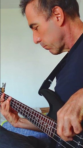 Famous funk bass players