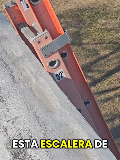 hay que usar las herramientas adecuadas no andén con mamadas que escalera telescopica de Amazon #gasperroofing