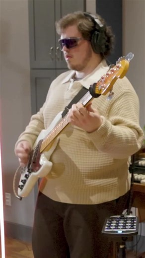 Rhythm is everything | Telula Live I out now #musician #music #indieband #indiepop #funkband #livemusic #guitar #guitarist #bassguitar #bassplayer #fenderguitars #singer #sing #drummer #drums #funkguitar #funkbass #jazzfusion #jazz #fenderjazzbass #newmusic | Telula