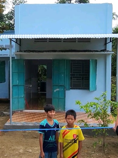 SangVlog: Sửa nhà cho thành viên trong team