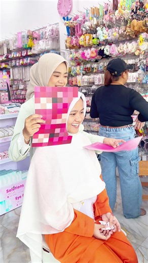 Buat kalian yang belum tau warna personal color kalian itu apa ? jadi jangan takut lagi 🥲 salah warna outfit dan shade makeup karena Di DumaiOshop Sudah Bisa Yaa🥰Cuma Belanja 125k Sudah Free PCA Atau Skincheck 🥰😍 #wardah #wardahbeauty #dumai #fyp #paragon