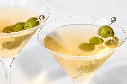 Classic Dirty Martini