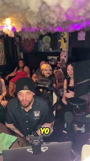 Late night livestream clips