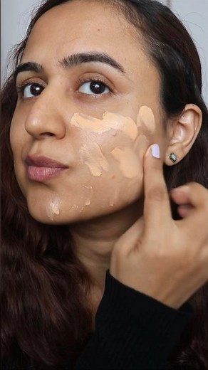 MAC NC 25 Shade Swatch | waysheblushes #macstudiofix #nc25