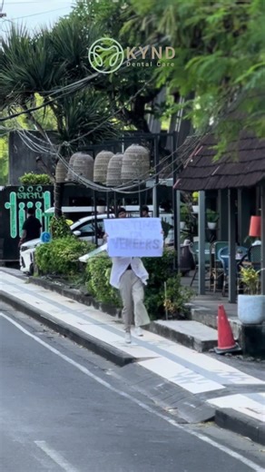 Its a Sign to get Done your veneers Done in Bali🤭🫶🏻 Free consultation Contact us on : Whatsapp 6285123567011 Email kynddentalcare@gmail.com And find us on: Address Jl. Drupadi, Seminyak No.15K Kec. Kuta, Badung, Bali 80361 google maps : KYND Dental Care See you kynders! #dentalcare #balidentalcare #dentalcareinseminyak#kindlycaringyoursmile #dentist dentistinseminyak balidentist cleaning toothcleaning veneers crown compositeveneers compositebonding teethwhitening