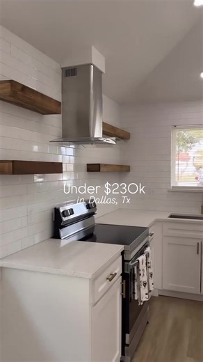 Unwrap your new beginning this season! 🎁 A 3 bed, 2 bath home with a gated front yard & easy to care for backyard. Priced under $230K in Dallas! ✨ To schedule a private tour, contact me. 🔑 Hailey Guzman-Bozard DFW REALTOR®️ Haileybozard@monumentstar.com . . . #DallasRealestate #DallasRealtor #NorthTexasReal estate #HomeTour #DFWRealtor