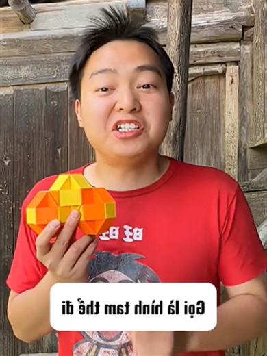 Bân và đám bạn nghiện chơi rubik rắn