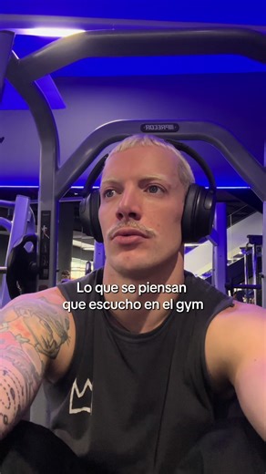 Seguramente la gente piensa que escucho Beyonce, Lady Gaga y Katy Perry en el Gym pero es que solo escucho break beat y drum & bass 😂