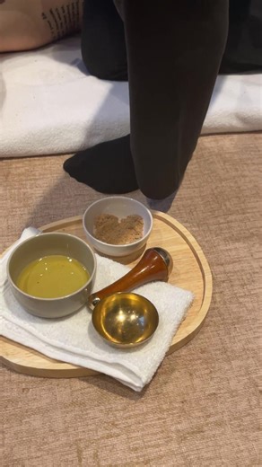 Massage World on Reels