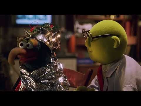 Muppets from Space: UFO Mania