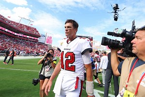"Just complain to the refs like I do" - Tom Brady has hilarious advice to deal with bad refereeing