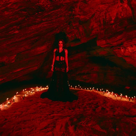 Anitta Shares 'Meia-Noite' Video From 'EQUILIBRIVM'