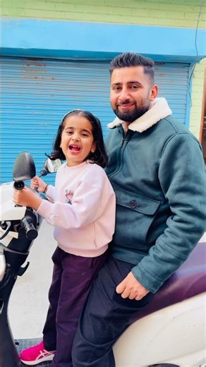 Anaya Ne Raste Mein Scooty Kyo Rukwa Li 🤔