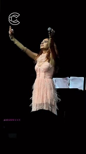 Yıldız Tilbe - Sana Değer (Live) #YıldızTilbe #Canlı #Konser