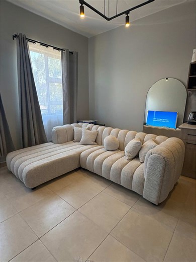 Stylish Bubble Couches for Modern Living