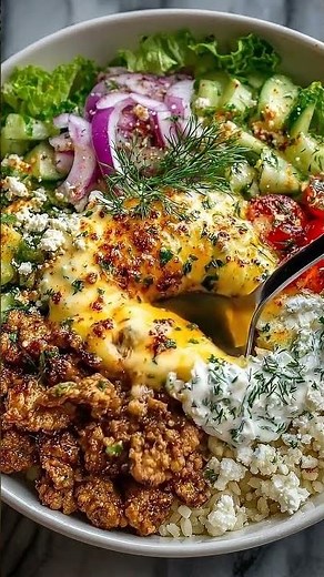 Mediterranean Ground Chicken Wrap Bowl 🌯 Creamy Hot Honey Chicken Bowl Healthy High-Protein Recipe