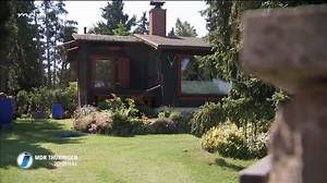 Eine Datsche am Wasser oder ein Bungalow im Wald, das ist für manche Thüringer ein willkommener Rückzugsort - gerade jetzt ☀️. Doch immer wieder gibt es Ärger mit Behörden, wenn Bauten aus DDR-Zeiten erneuert oder erweitert werden sollen. | MDR Thüringen