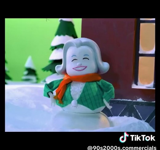 Holiday nostalgia from Nickelodeon ❤️💚#90skid #90s #2000skid #nostalgia #childhoodnostalgia #2000s #nostalgiacore #fyp #fypage #nostalgic #oldcommercials #90scommercials #2000scommercials #childhood #childhoodmemories #early2000s #foryou #foryoupage #fypシ
