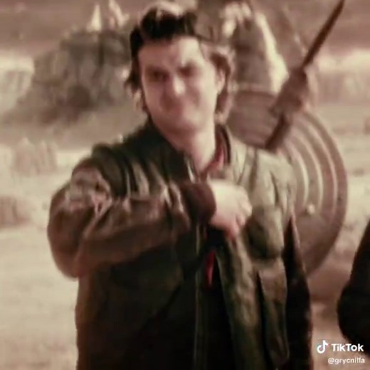 Steve Harrington and Robin Buckley Moments in Season 5