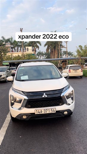 Explore the 2022 Eco Mitsubishi XPander