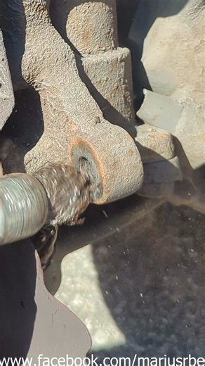 437K views · 295 reactions | Important to Clean! #brakes #mechanic #diy #repair #bmw | Marius RBE | Facebook