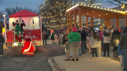 The 2025 Santa Send Off brought a lot of joy to our Bolingbrook Community on Saturday! Santa, Mrs. Claus and Elves made stops at the: 🎄Bolingbrook Town Center 🎅Annerino Community Center 🎅Woodview Elementary School 🎄Fountaindale Public Library 🎅Bolingbrook Recreation & Aquatic Center 🎅4 Kids Sake (Feel Good Deals) 🎄 Bolingbrook Golf Club 🎄Clow International Airport 🚁 and then from Clow Airport Santa & Mrs. Claus took off to the North Pole in a Helicopter to get ready for Christmas! You c