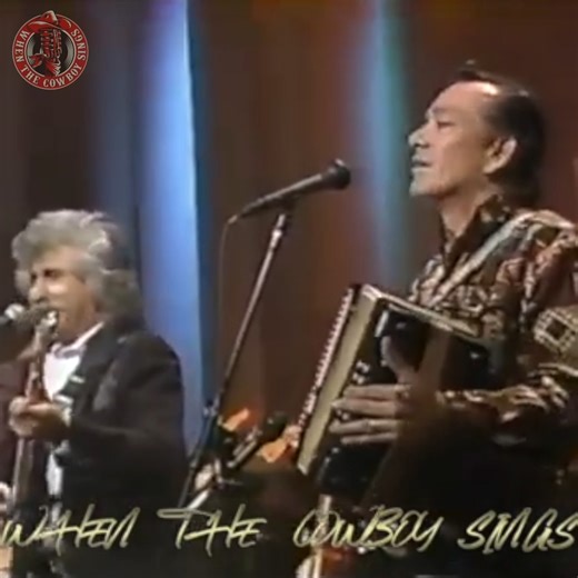 The Texas Tornados 🌪️ represent the ultimate fusion of cultural heritage and musical mastery. Established in 1989, this "Tex-Mex" 🇲🇽 supergroup brought together four legendary icons: Doug Sahm, Augie Meyers, Freddy Fender, and Flaco Jiménez 🪗. By blending traditional conjunto and Tejano rhythms with rock, country, and R&B, they crafted a signature sound that defied strict categorization. Their debut self-titled album earned a Grammy, fueled by the infectious energy of hits like ❤️ "(Hey Baby