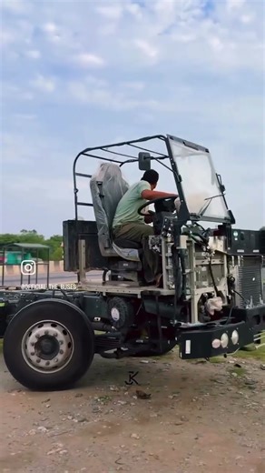 SLEEPAR BUSBODY MAKING IN INDIAN 🇮🇳 #viral#automobile#workshop#busbody#youtubeshorts#farming#farm#